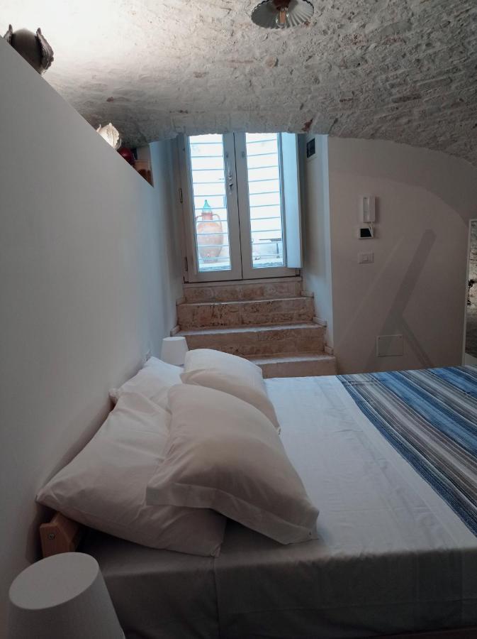 Dimora Dalia - Puglia Mia Apartments Monopoli Bagian luar foto